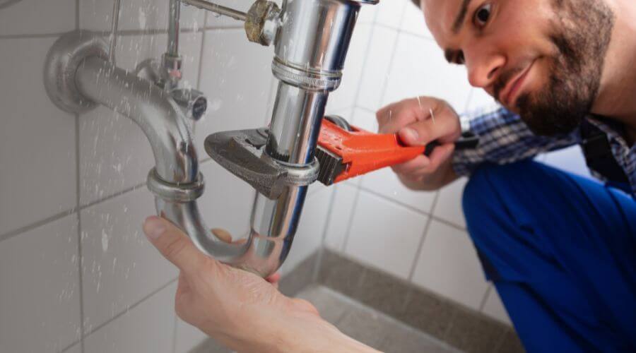 Professional expert plumbing services in Gas, KS